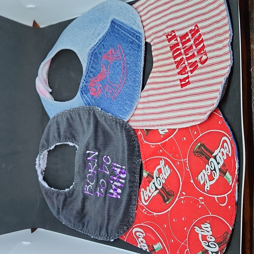 Bib bundle